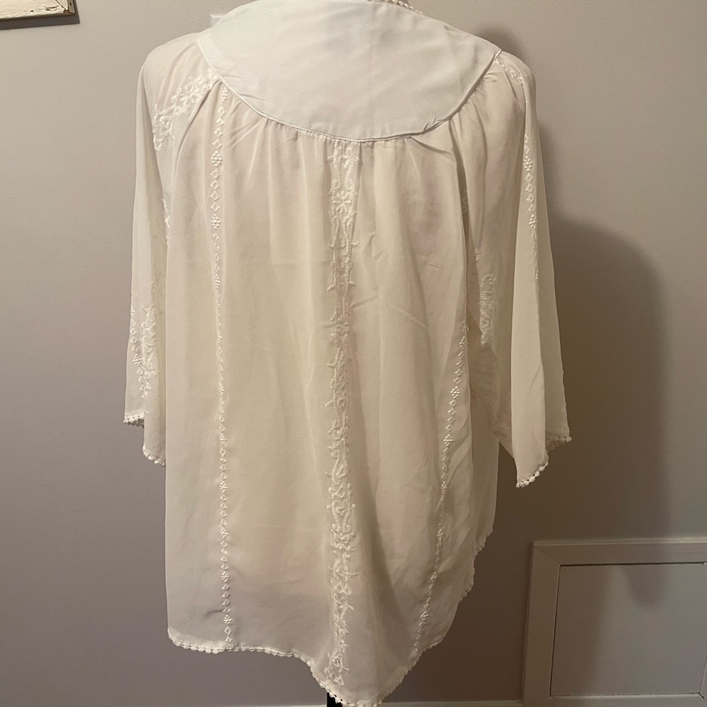 Fun & Flirt Voile Lace Cream Kimono - Picture 3 of 4